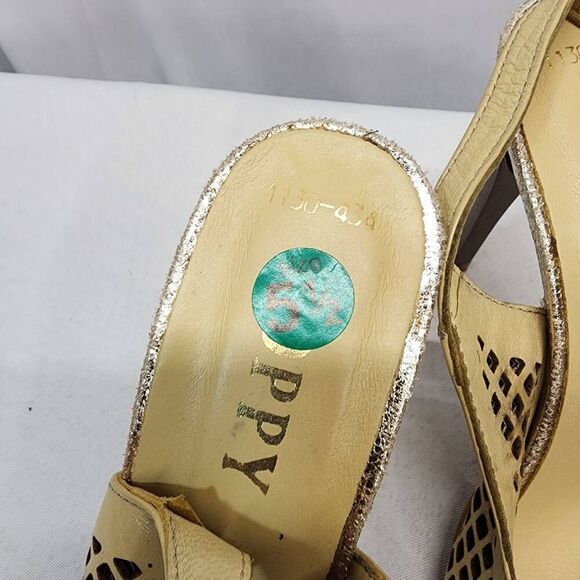Poppy Size 5.5 Women's Leather Vintage Perforated Slingback Pointed Toe Pump Hee - Picture 7 of 11